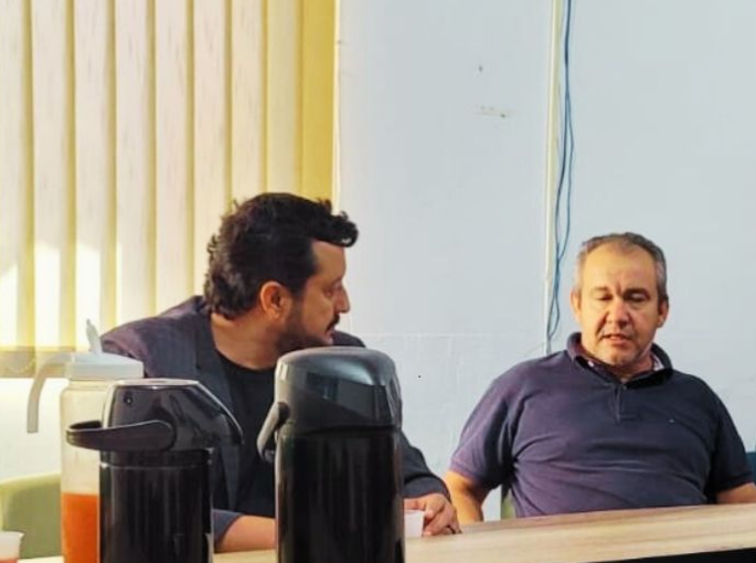 Secretário de Estado Alan Kardec visita Castanheira e fala em cursos da UNEMAT